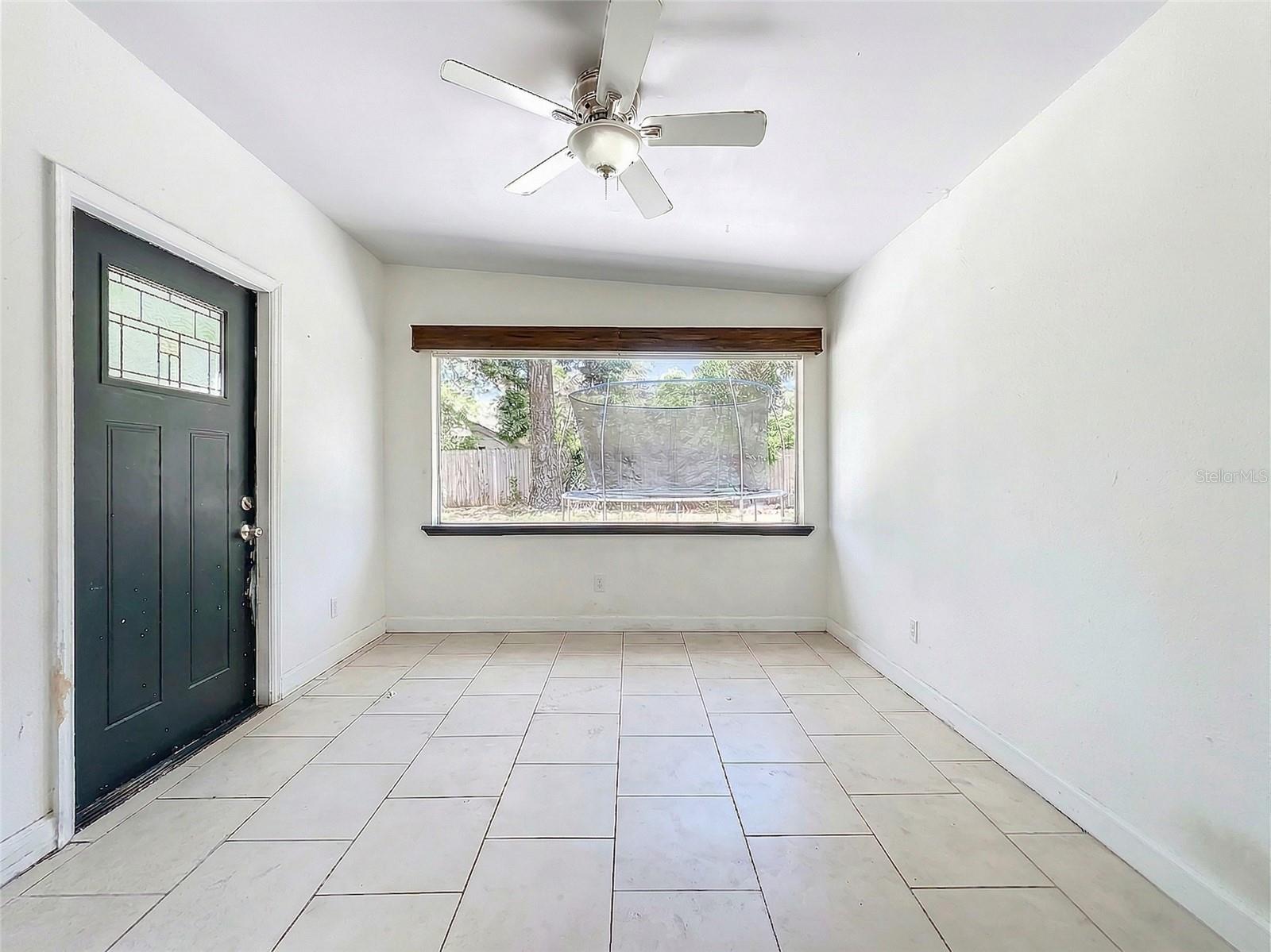 PEACH LAKE MANOR - Residential