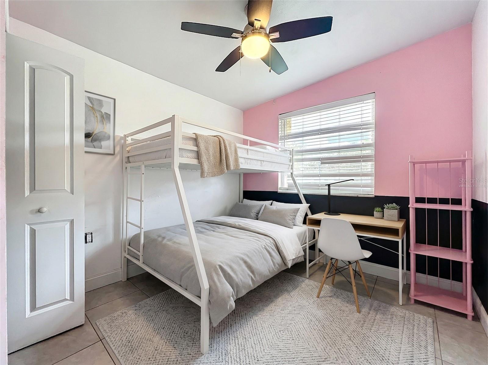 PEACH LAKE MANOR - Residential