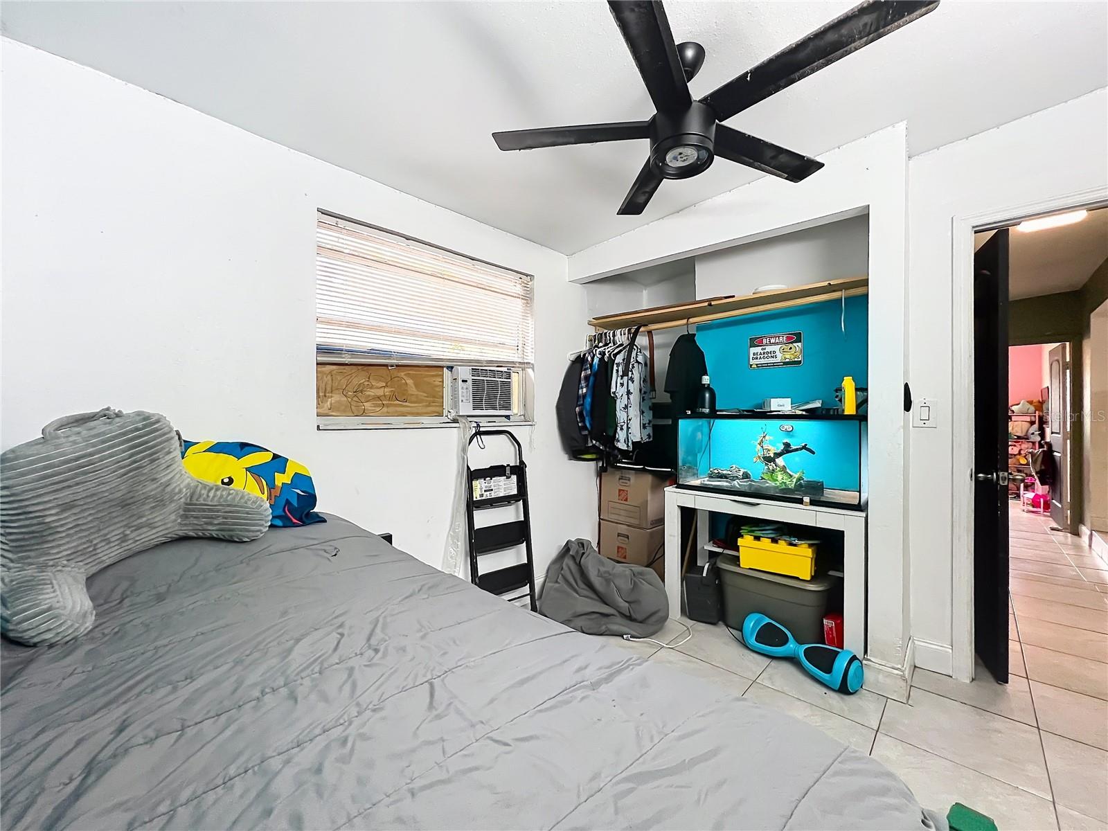 PEACH LAKE MANOR - Residential