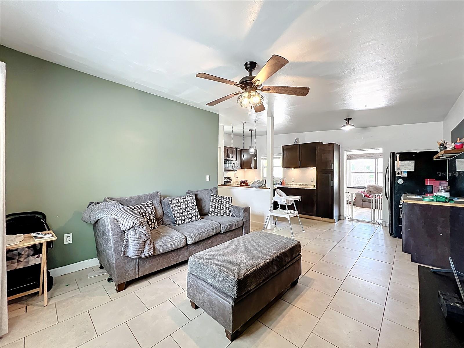 PEACH LAKE MANOR - Residential