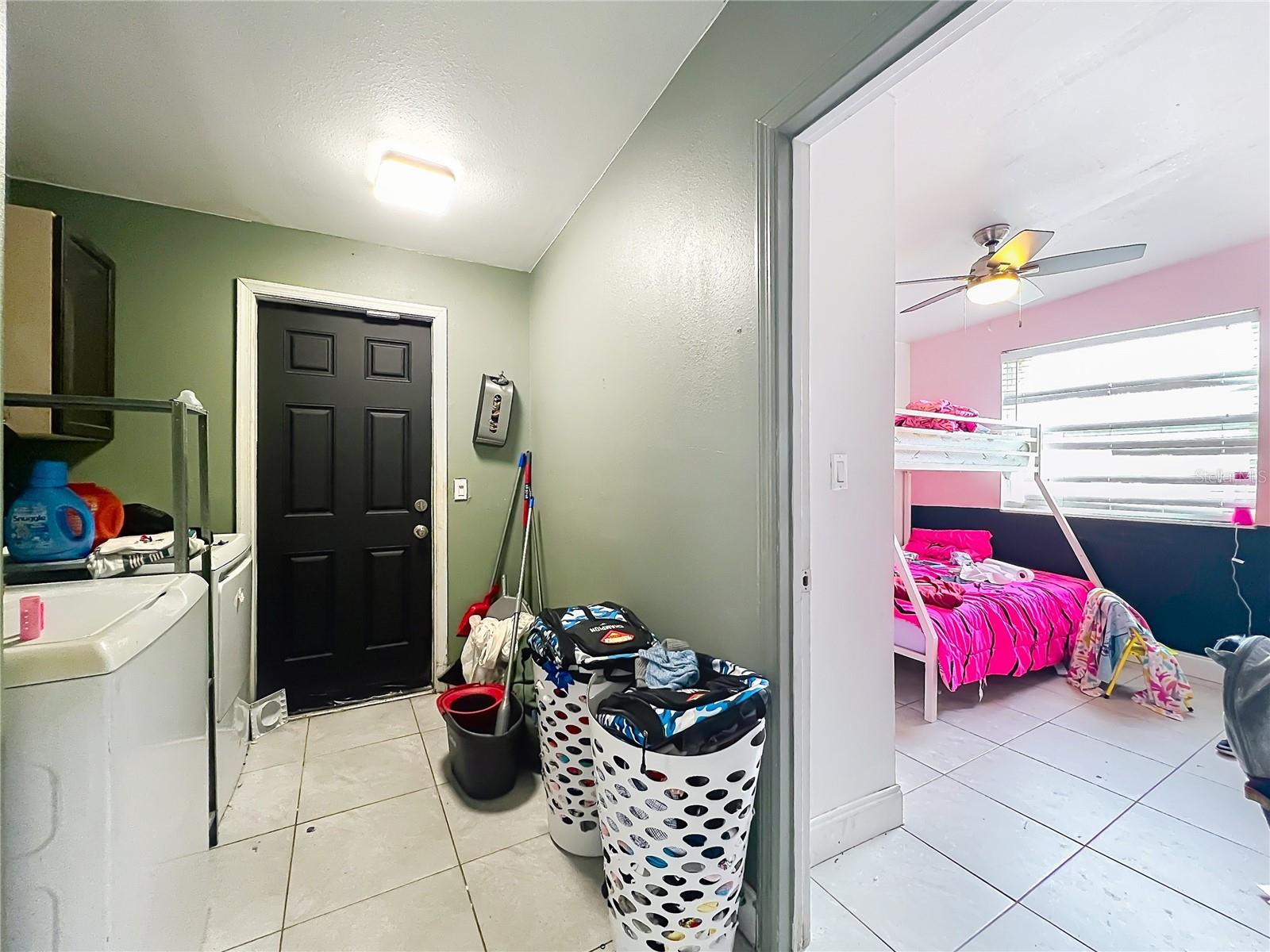 PEACH LAKE MANOR - Residential