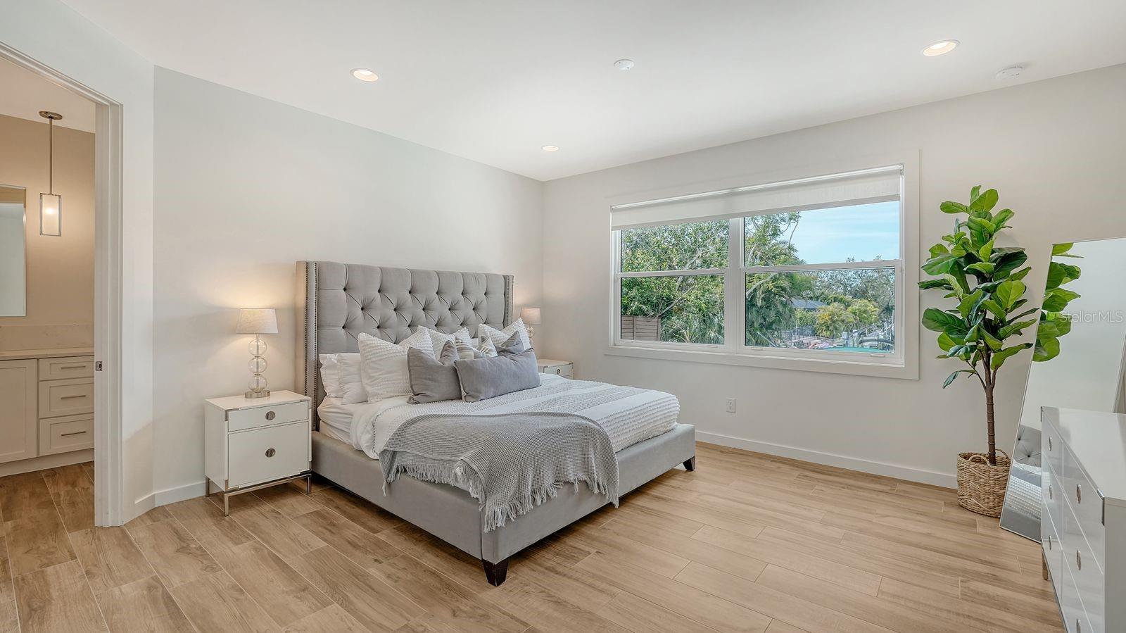 1206 - AQUALANE ESTATES 3RD UNIT - Residential