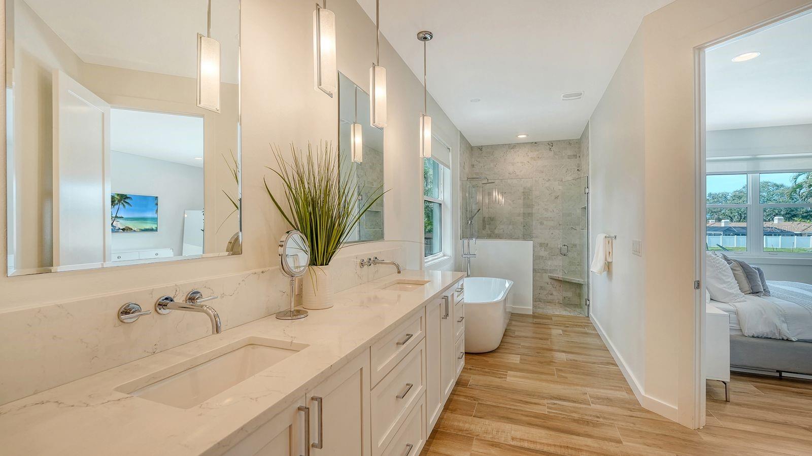 1206 - AQUALANE ESTATES 3RD UNIT - Residential