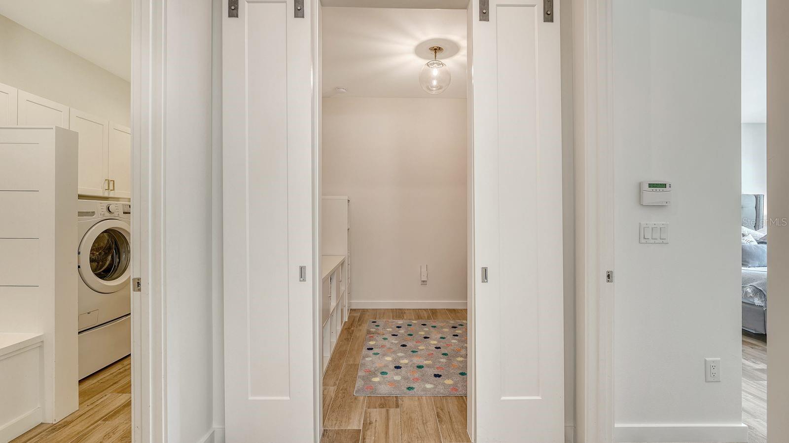 1206 - AQUALANE ESTATES 3RD UNIT - Residential