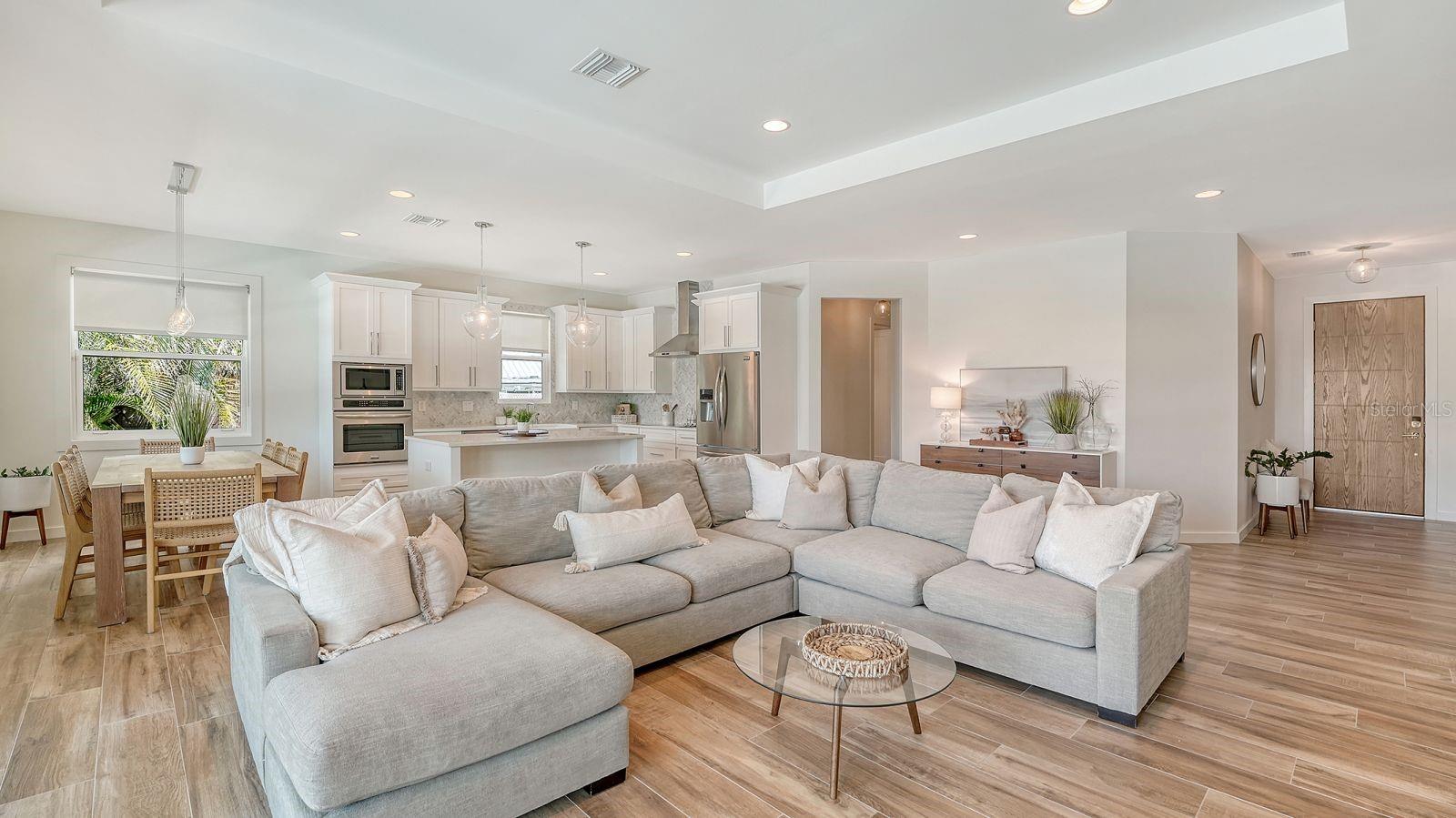 1206 - AQUALANE ESTATES 3RD UNIT - Residential