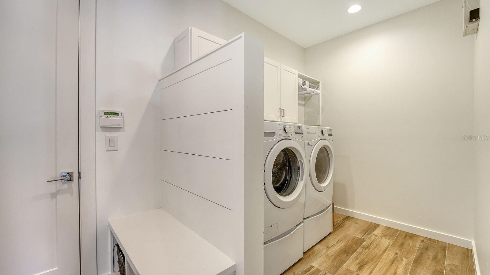 1206 - AQUALANE ESTATES 3RD UNIT - Residential