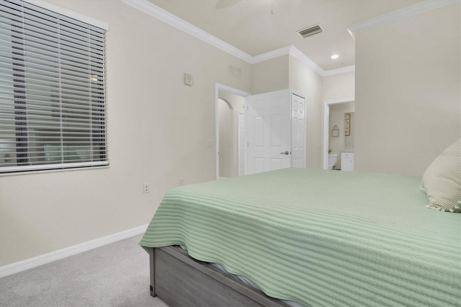 TERRACE VI AT LAKEWOOD NATIONAL PH II - Residential