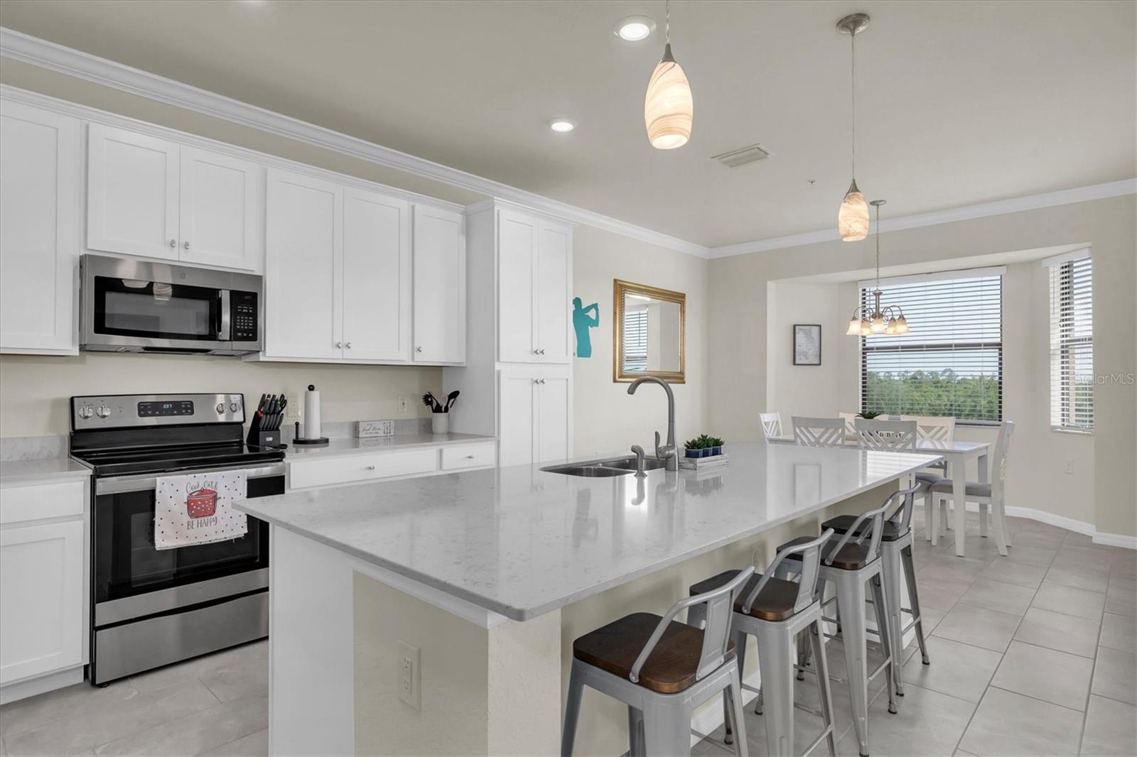 TERRACE VI AT LAKEWOOD NATIONAL PH II - Residential