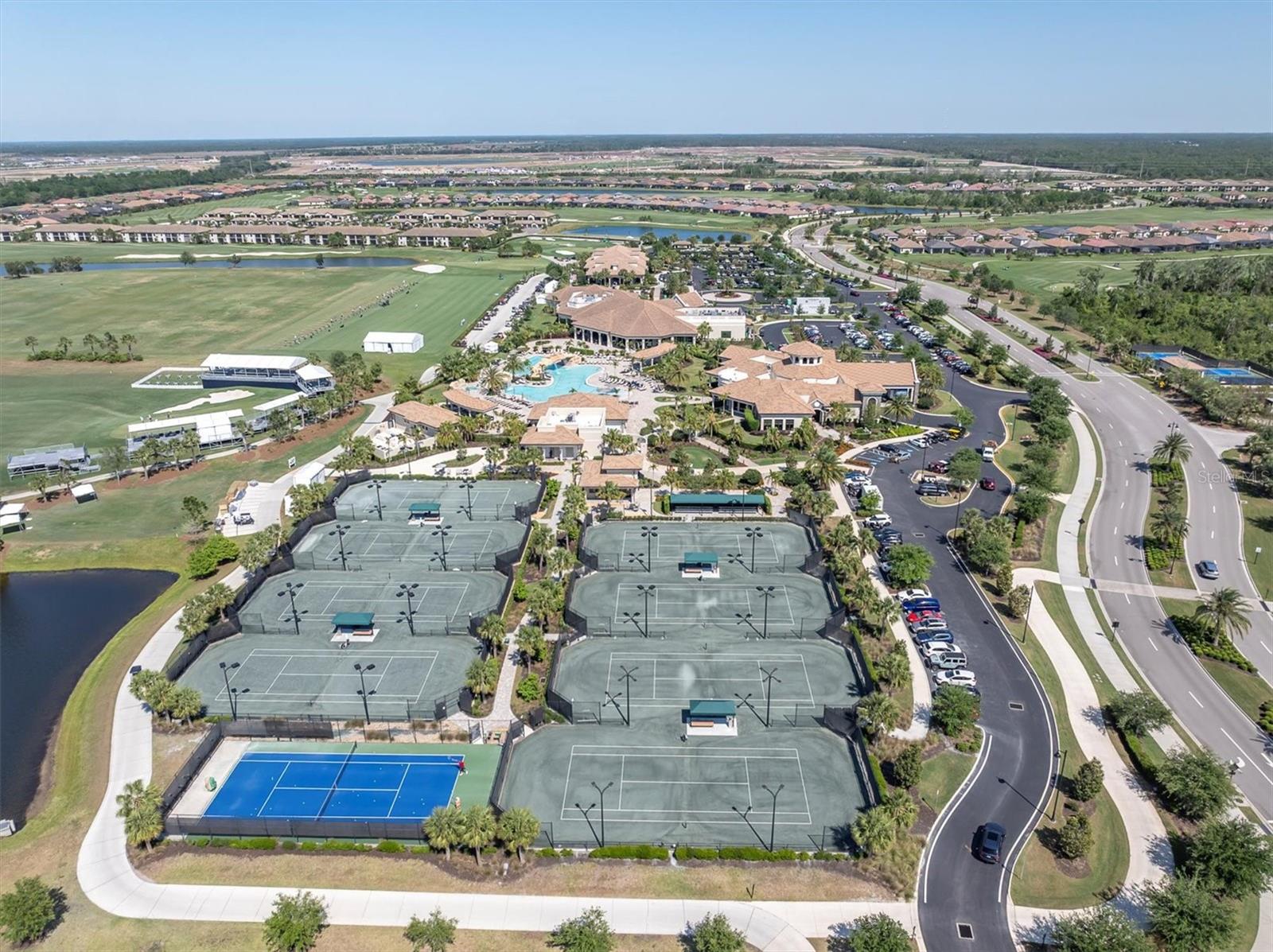 TERRACE VI AT LAKEWOOD NATIONAL PH II - Residential