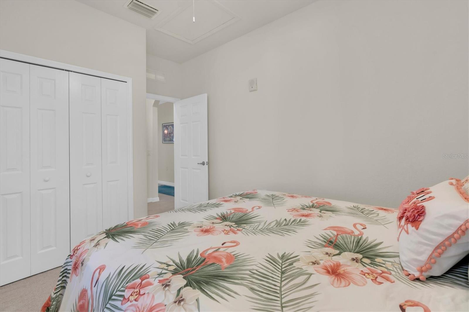 TERRACE VI AT LAKEWOOD NATIONAL PH II - Residential