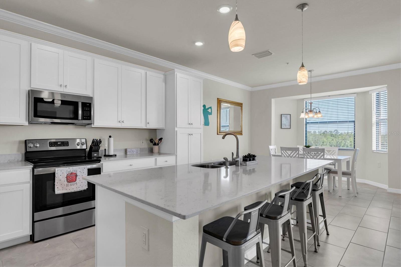 TERRACE VI AT LAKEWOOD NATIONAL PH II - Residential