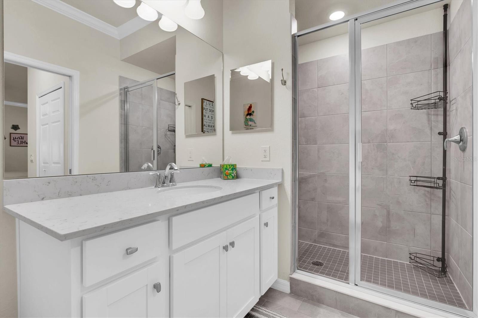 TERRACE VI AT LAKEWOOD NATIONAL PH II - Residential