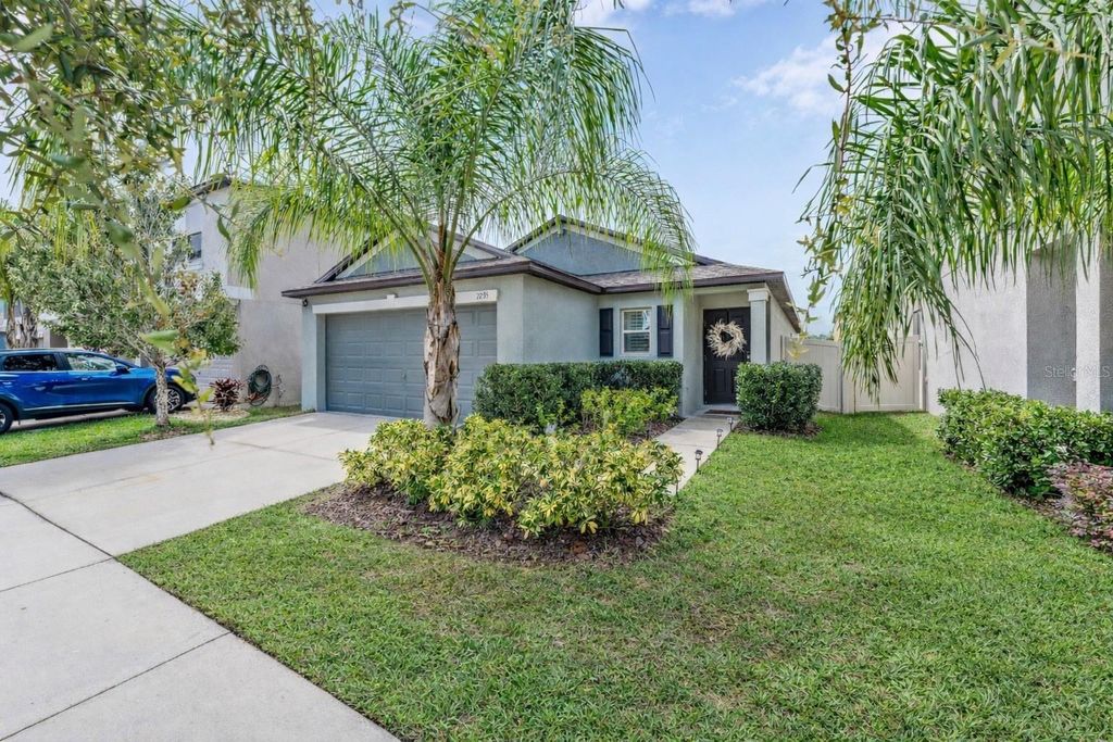 Photo of 7235 Salt River Ave, Sun City Center, FL 33573 (MLS # TB8422448)