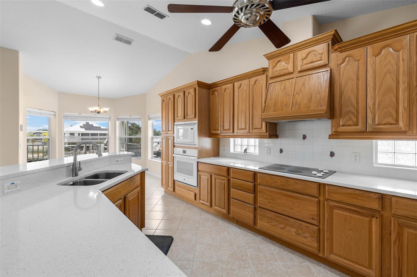 HERNANDO BEACH - Residential