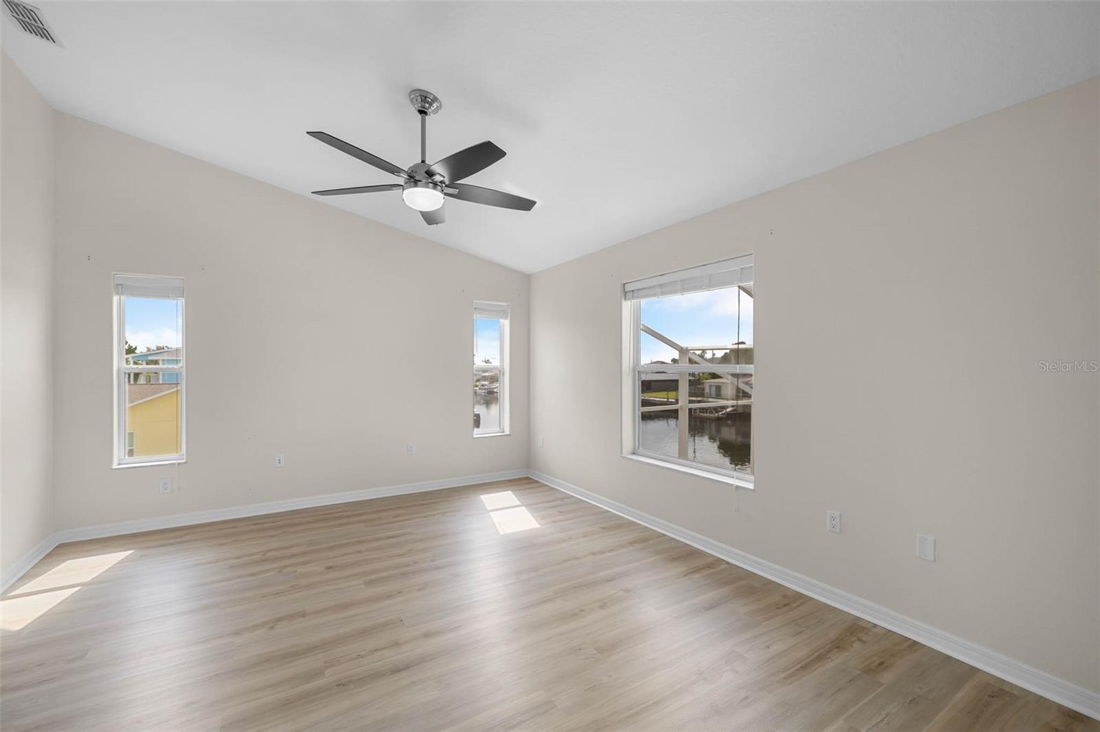 HERNANDO BEACH - Residential