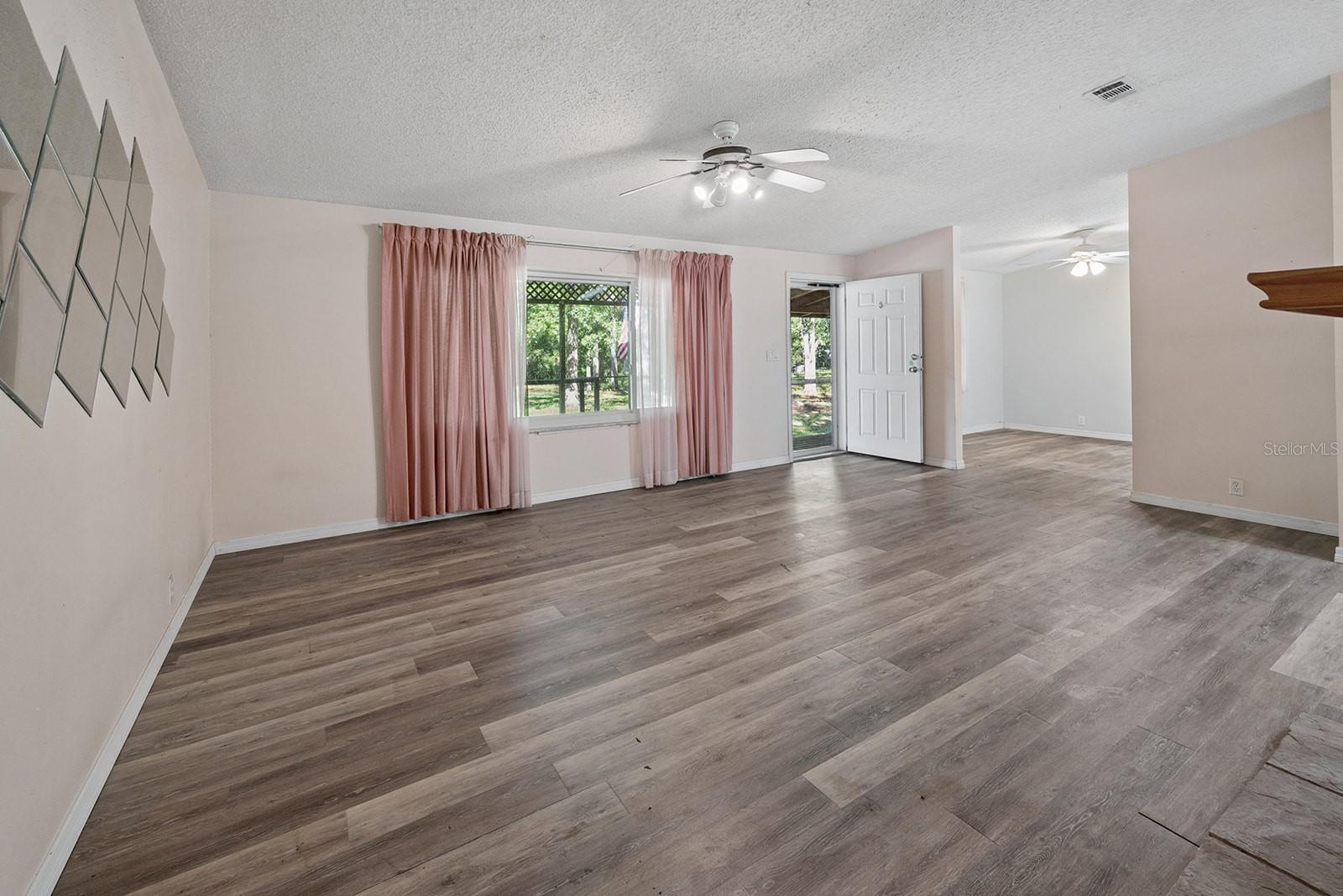 DEER TRACE - Residential