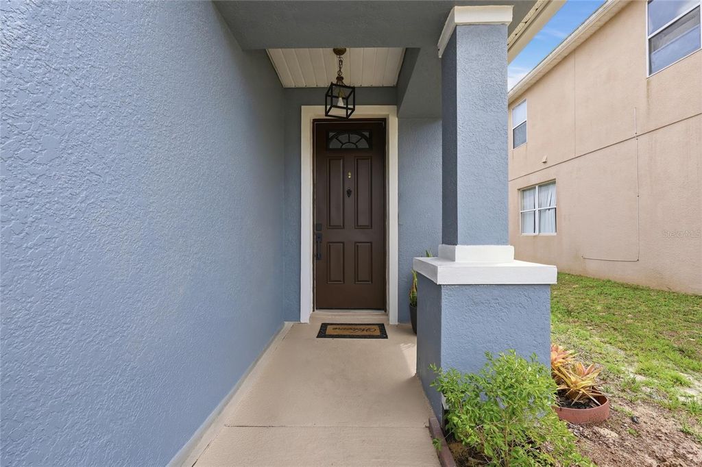 Photo of 232 Aldridge Lane, Davenport, FL 33897 (MLS # L4961030)