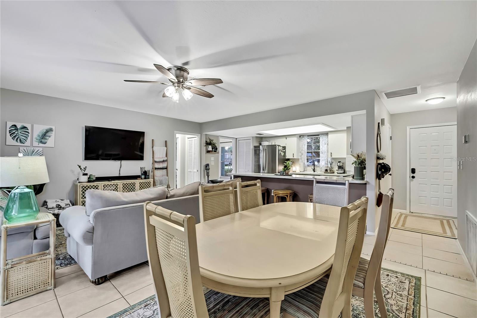 SPRING HILL - Residential