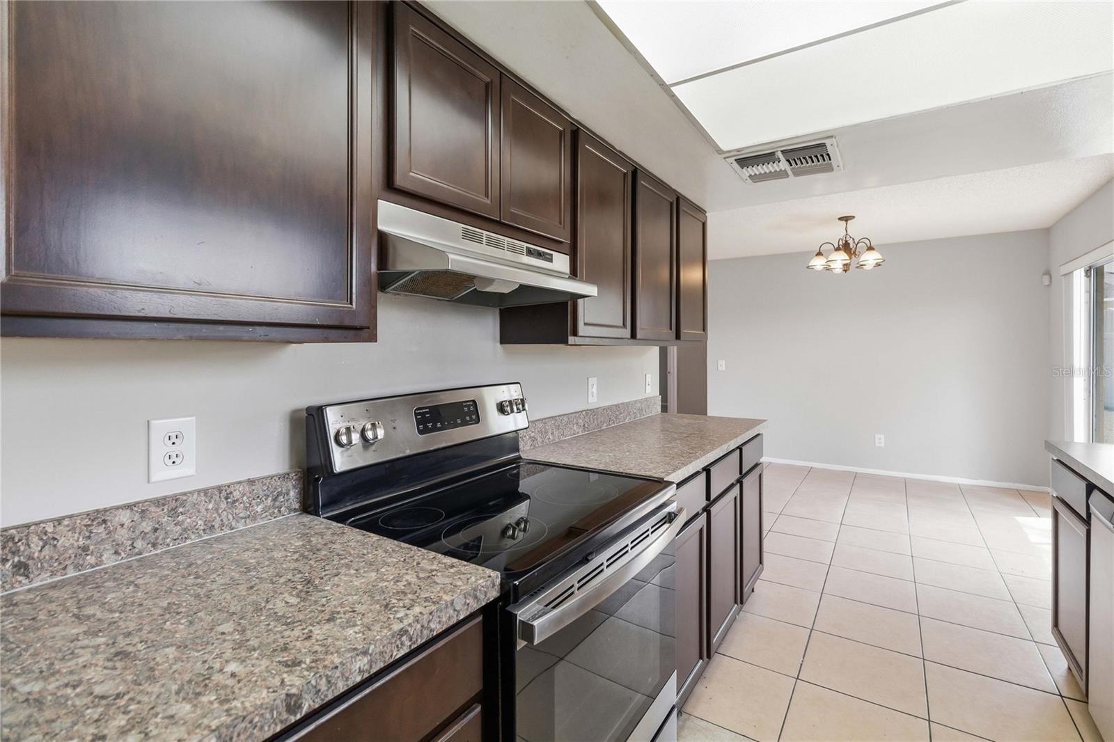MEADOW WOODS VILLAGE 01 - Residential