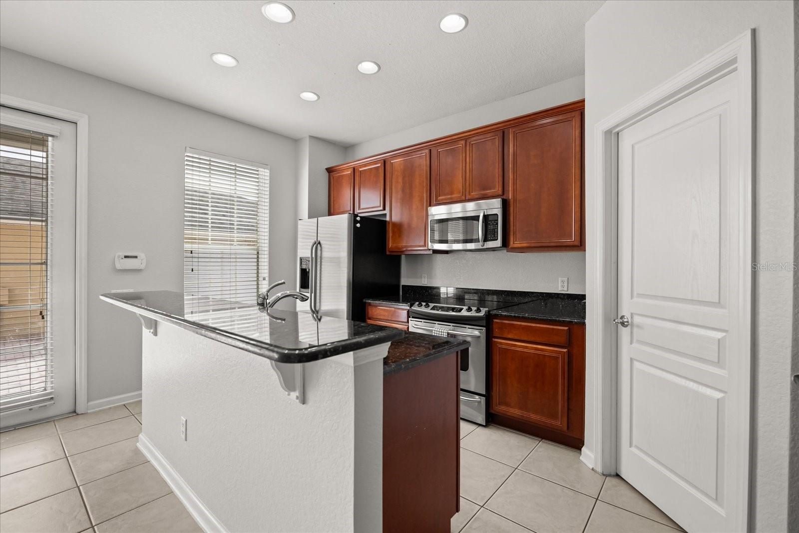 LAKE SAWYER SOUTH PH 03 - Residential