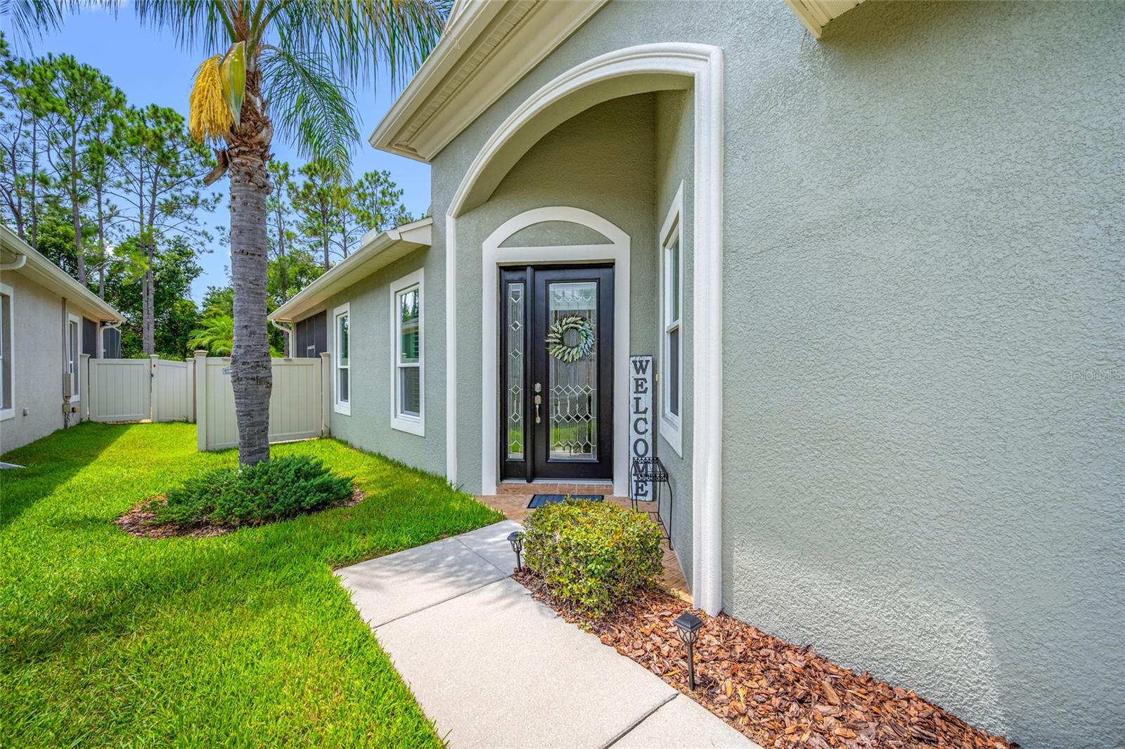 2923 DEVONOAK BOULEVARD