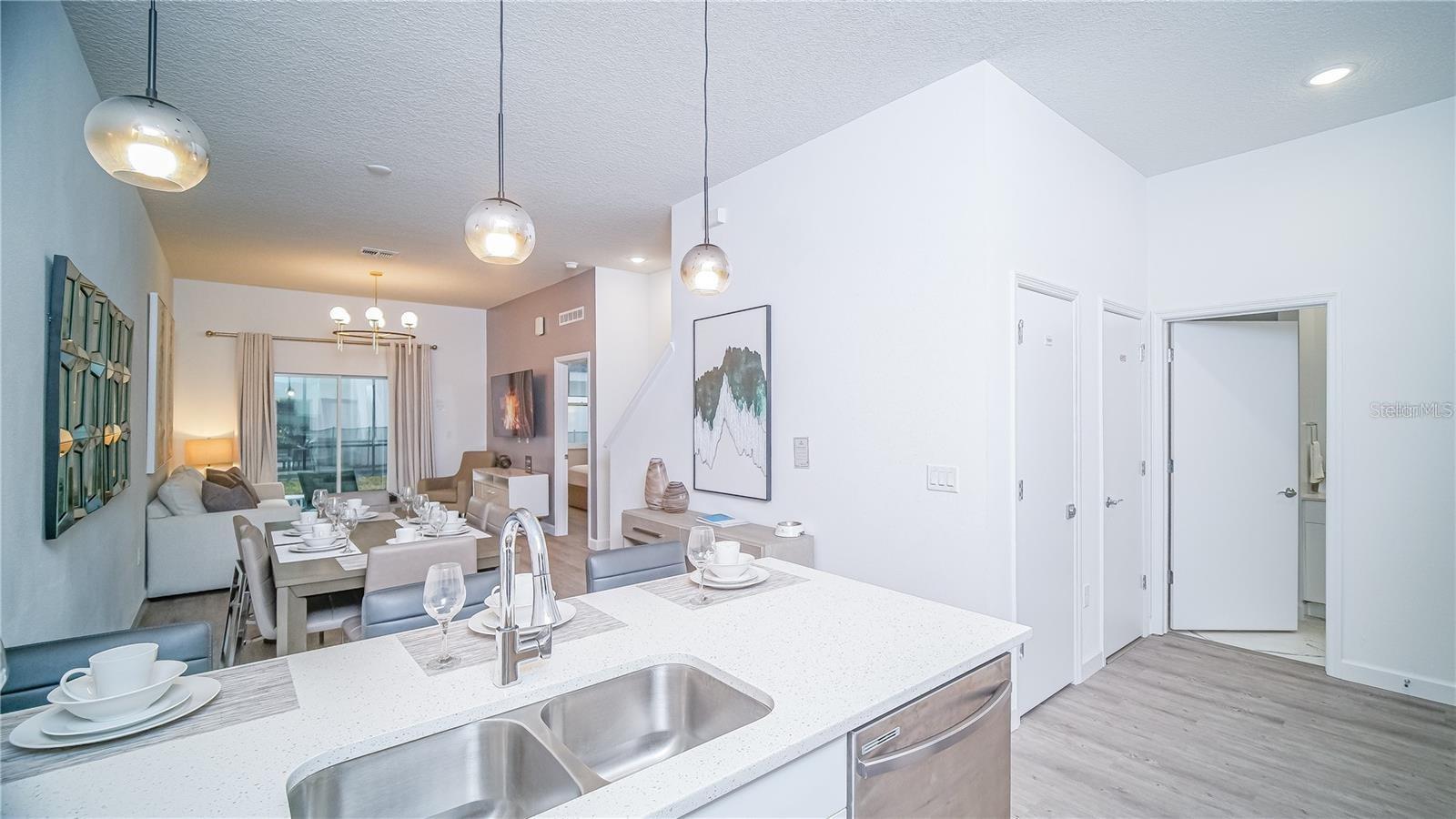 THE AZUR RESORT - Residential Lease