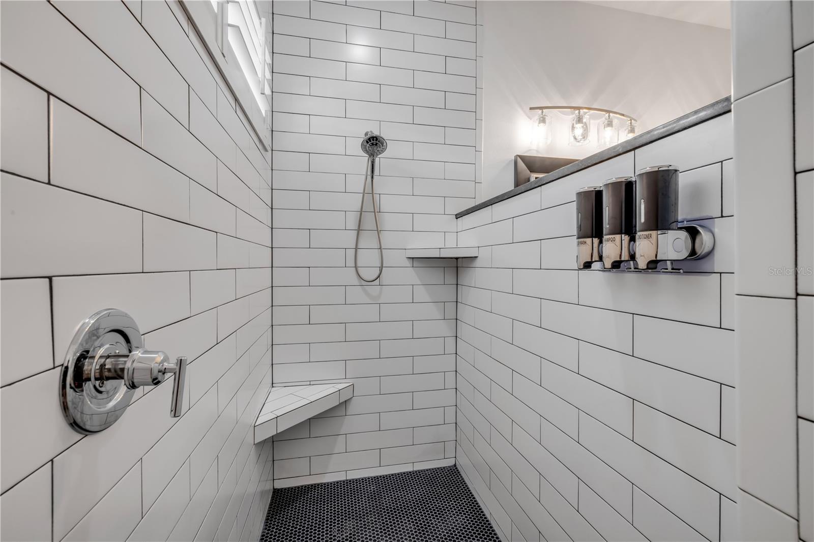 VERANO/VENETIAN BAY - Residential