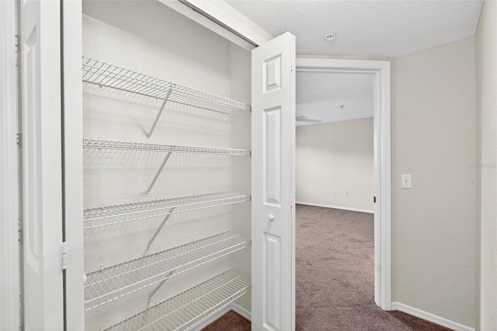 AUDUBON VILLAS/HUNTER CRK CONDO - Residential