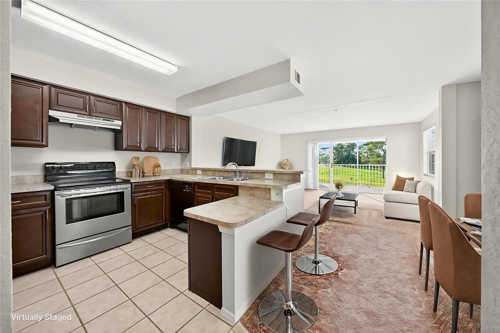 AUDUBON VILLAS/HUNTER CRK CONDO - Residential