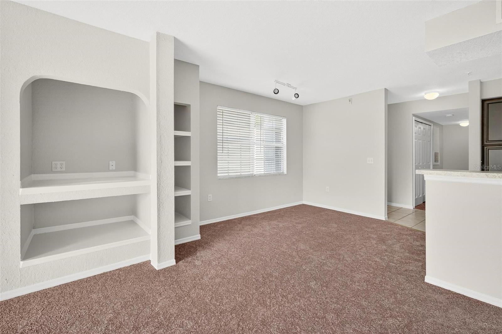 AUDUBON VILLAS/HUNTER CRK CONDO - Residential