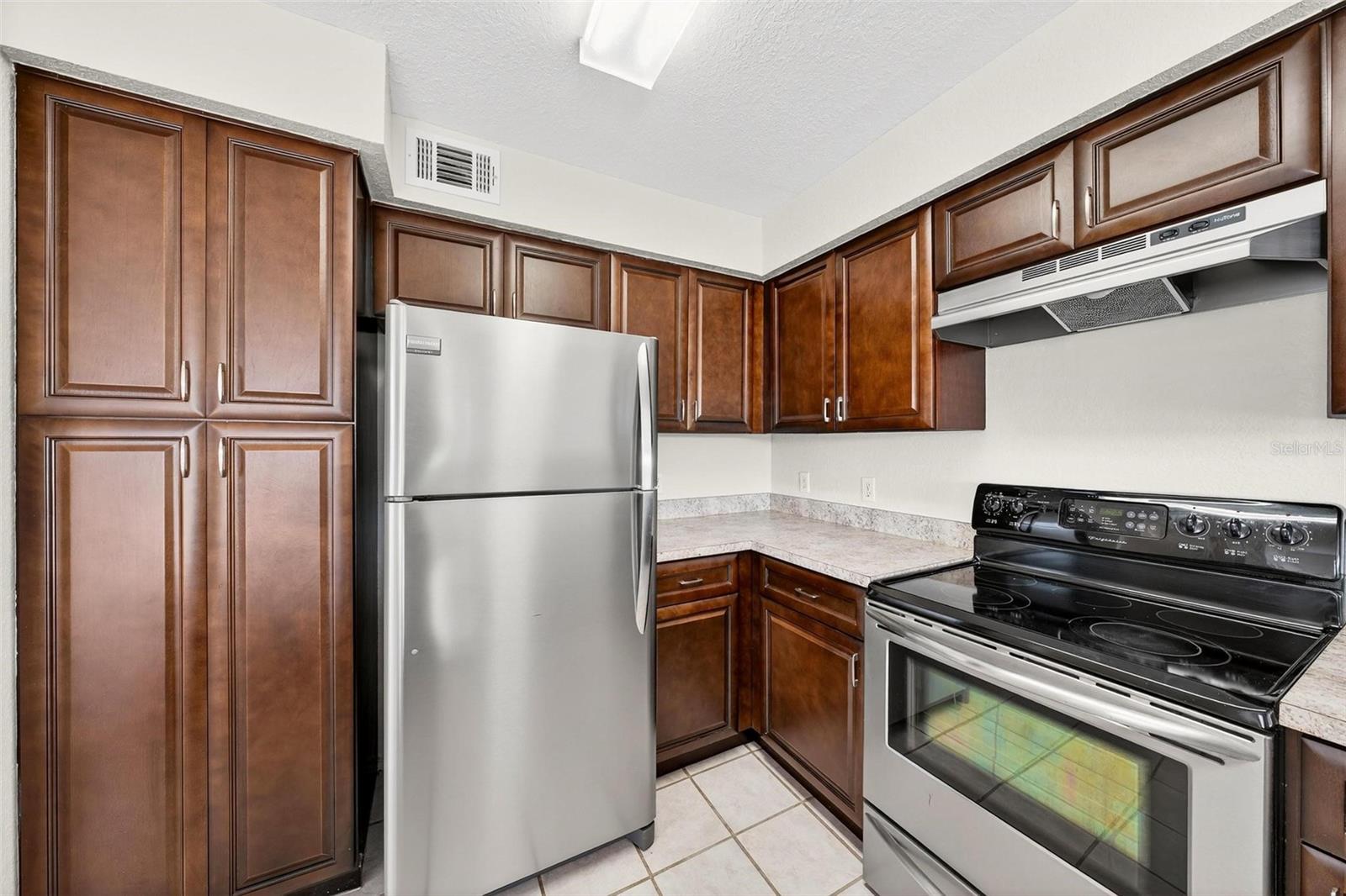 AUDUBON VILLAS/HUNTER CRK CONDO - Residential