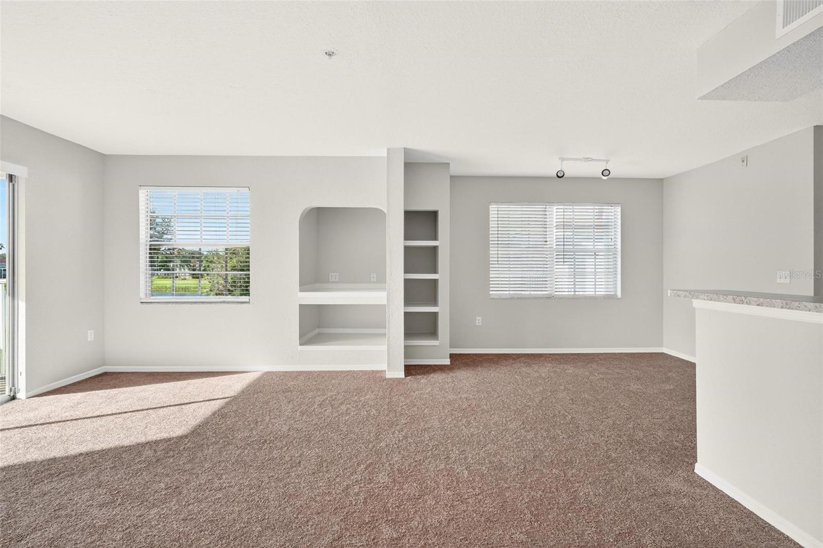 AUDUBON VILLAS/HUNTER CRK CONDO - Residential