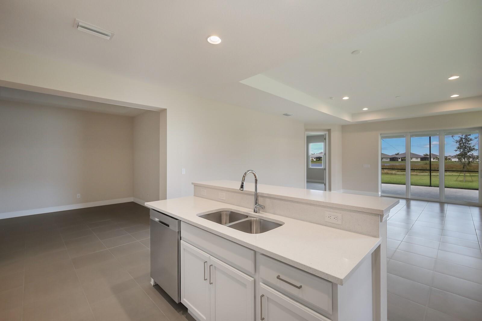 WATERCOLOR PLACE I - Residential