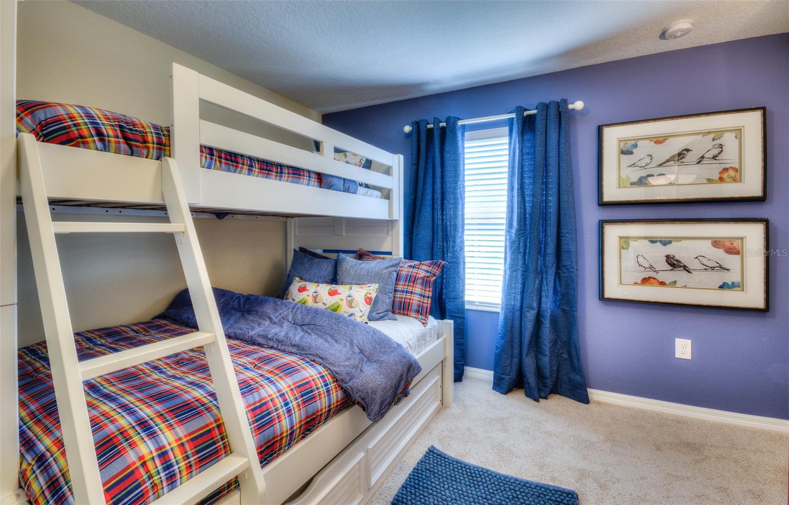 STOREY LAKE - Residential