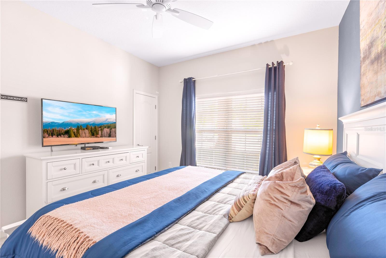 STOREY LAKE - Residential