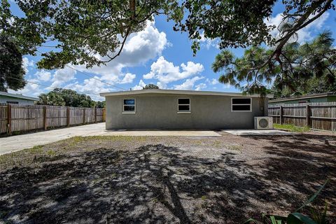 A home in SEMINOLE