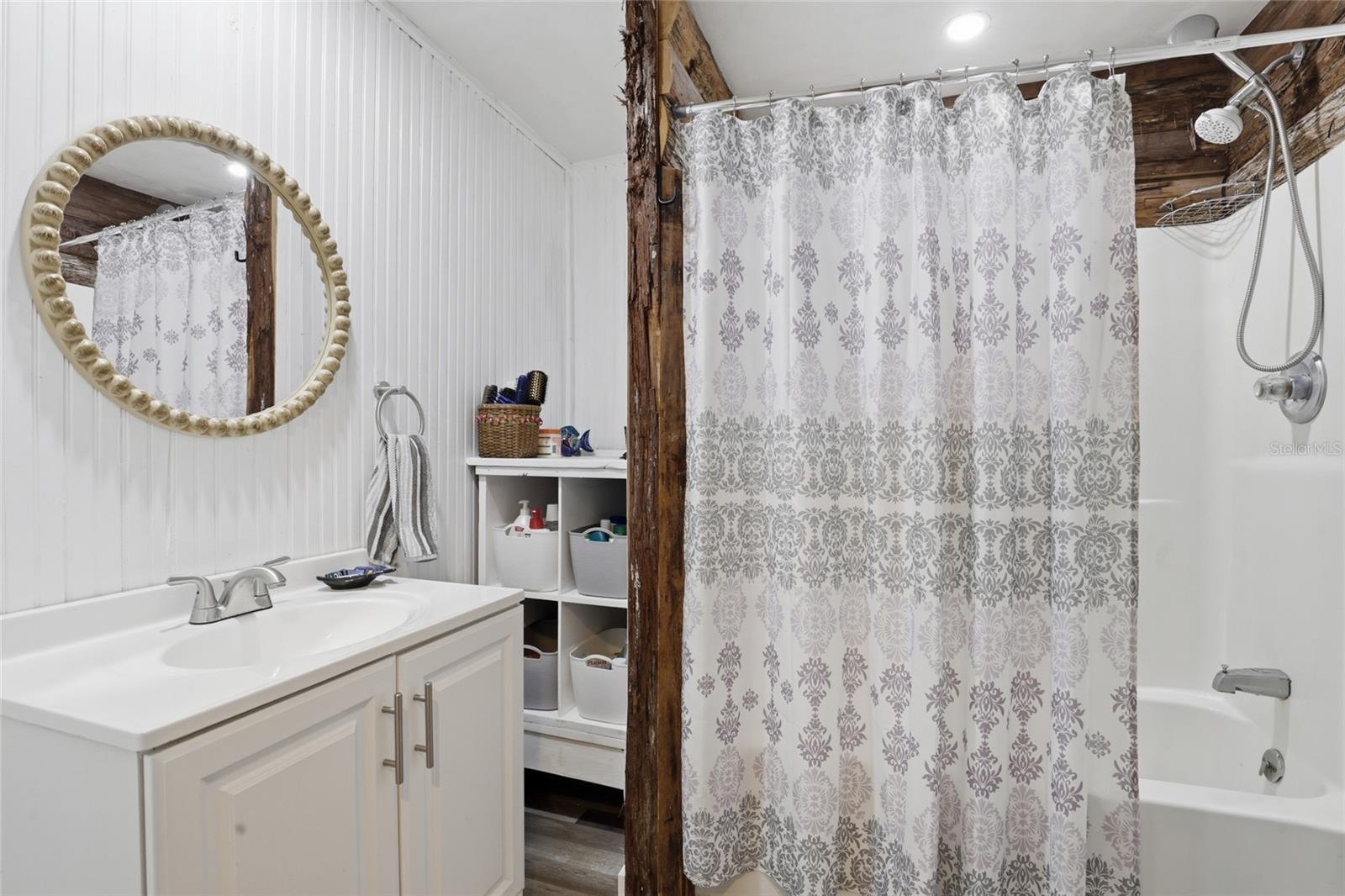 G M WHETSTONE ESTATE ADD TO H S - Residential