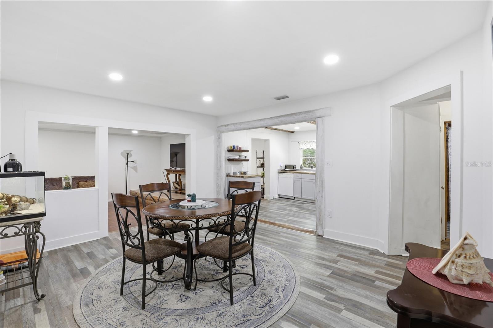 G M WHETSTONE ESTATE ADD TO H S - Residential