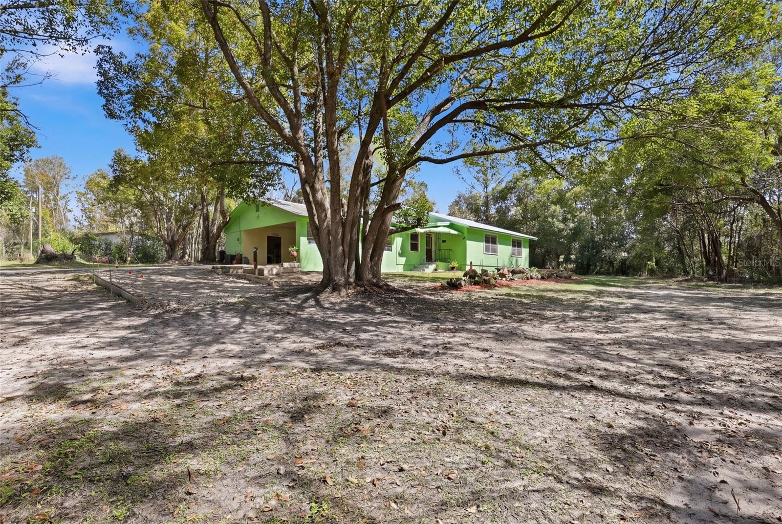 G M WHETSTONE ESTATE ADD TO H S - Residential