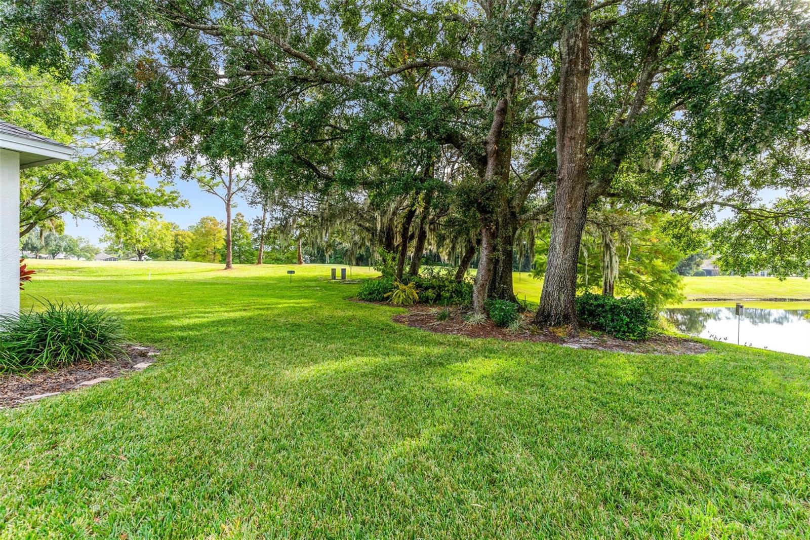 MT DORA COUNTRY CLUB MT DORA PH 02-5 - Residential