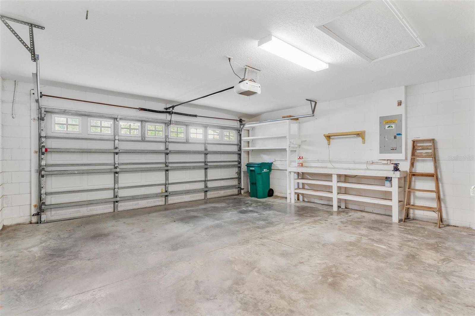 MT DORA COUNTRY CLUB MT DORA PH 02-5 - Residential