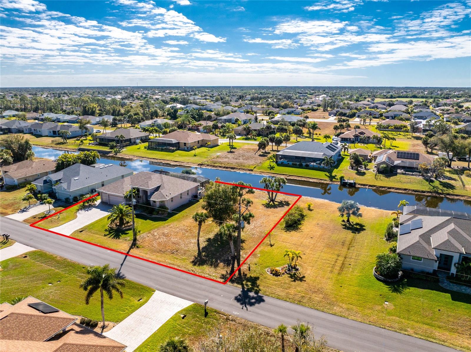 ROTONDA WEST LONG MEADOW - Residential