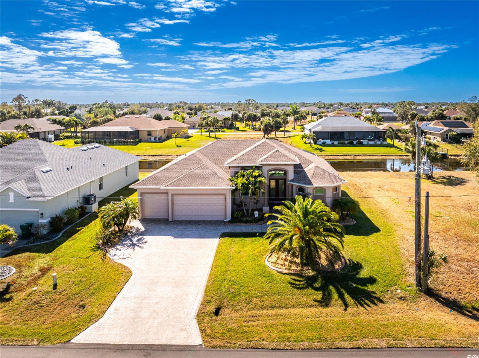 ROTONDA WEST LONG MEADOW - Residential