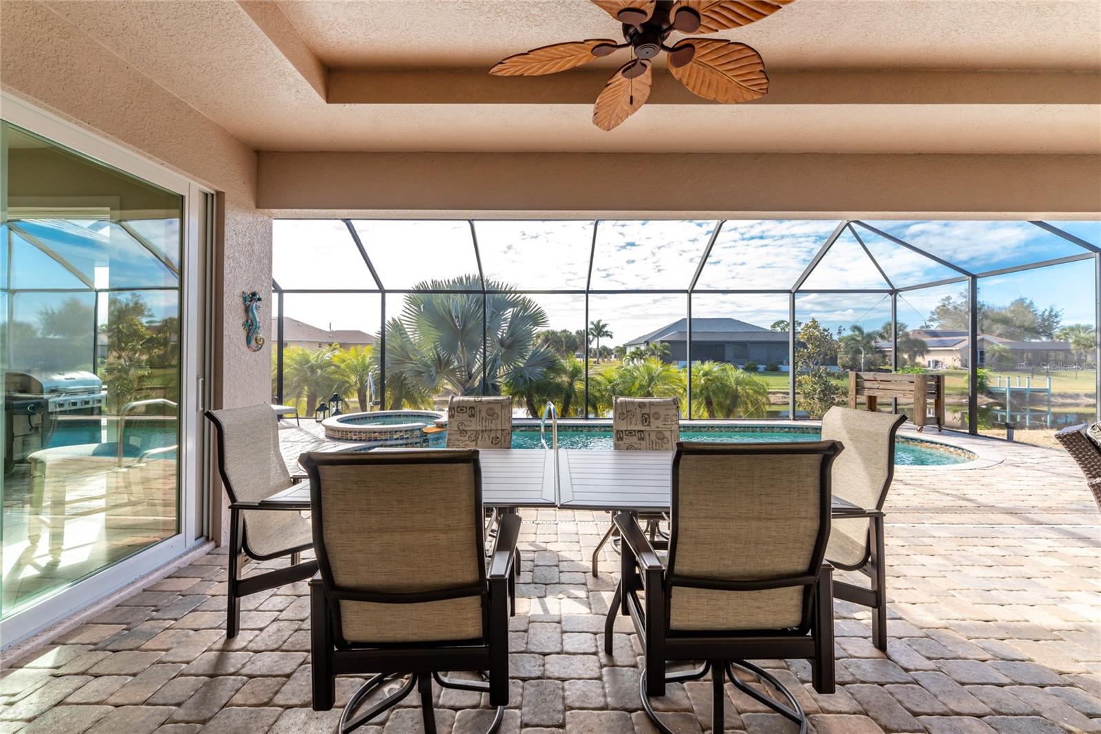 ROTONDA WEST LONG MEADOW - Residential