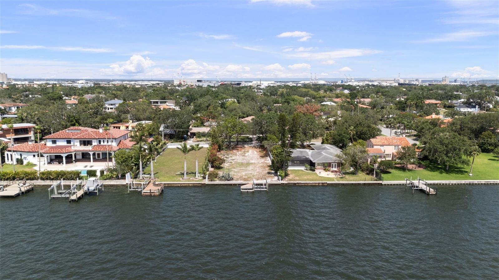DAVIS ISLANDS PB10 PG52 TO 57 - Land