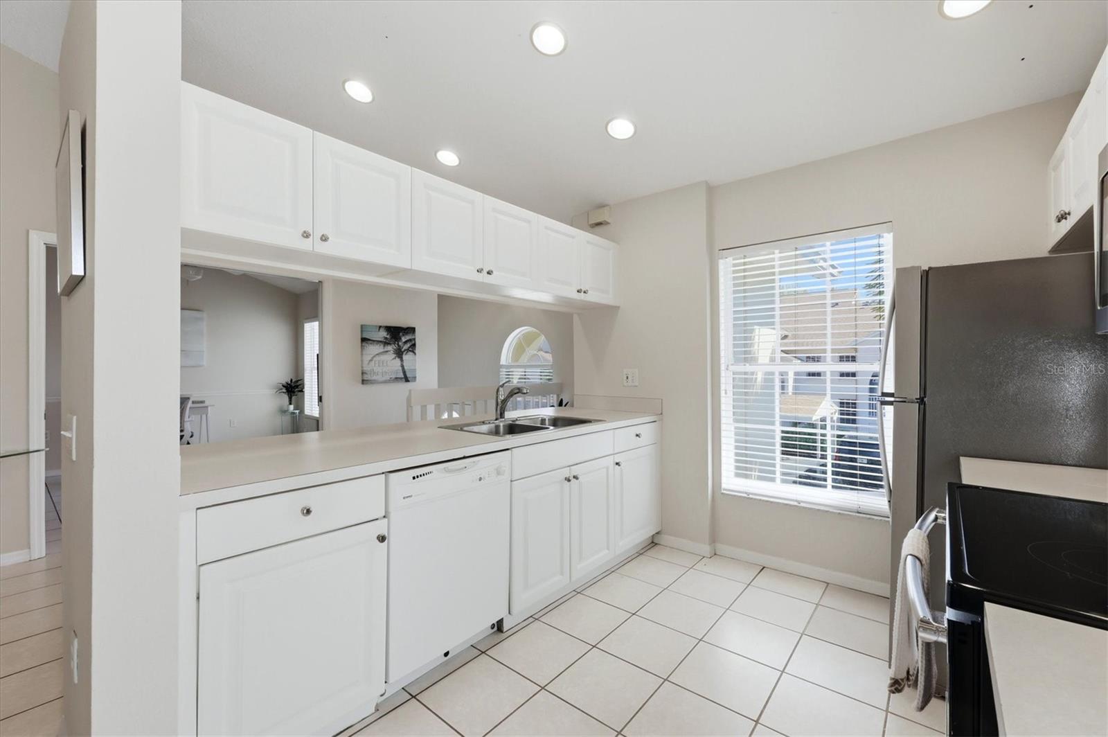 PINESTONE AT PALMER RANCH - Residential