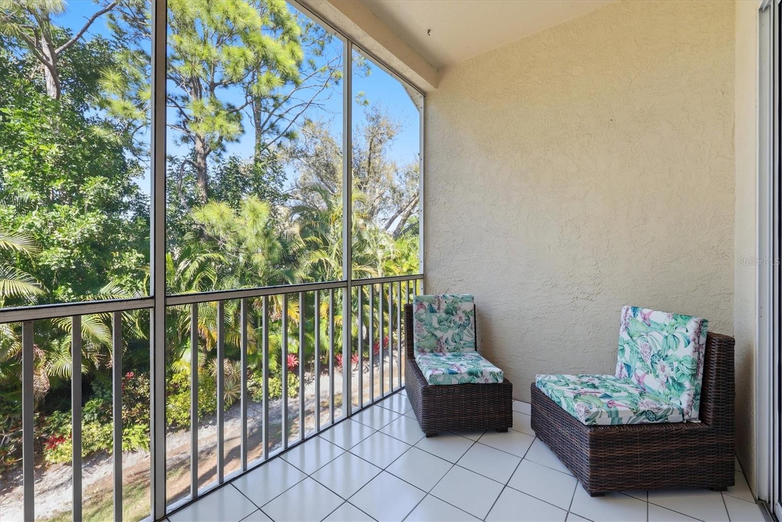 PINESTONE AT PALMER RANCH - Residential