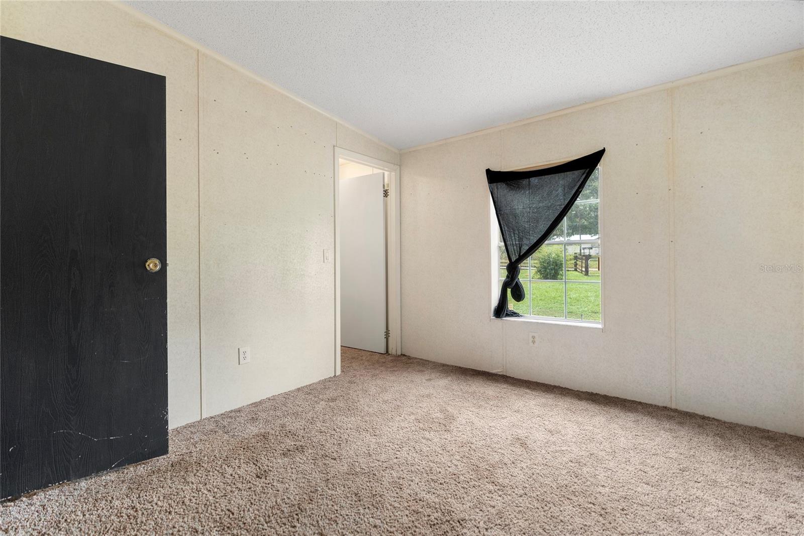 ACREAGE - Residential