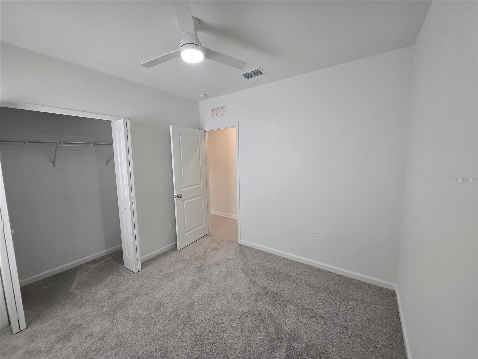 KNIGHTSBRIDGE PH 2 - Residential Lease