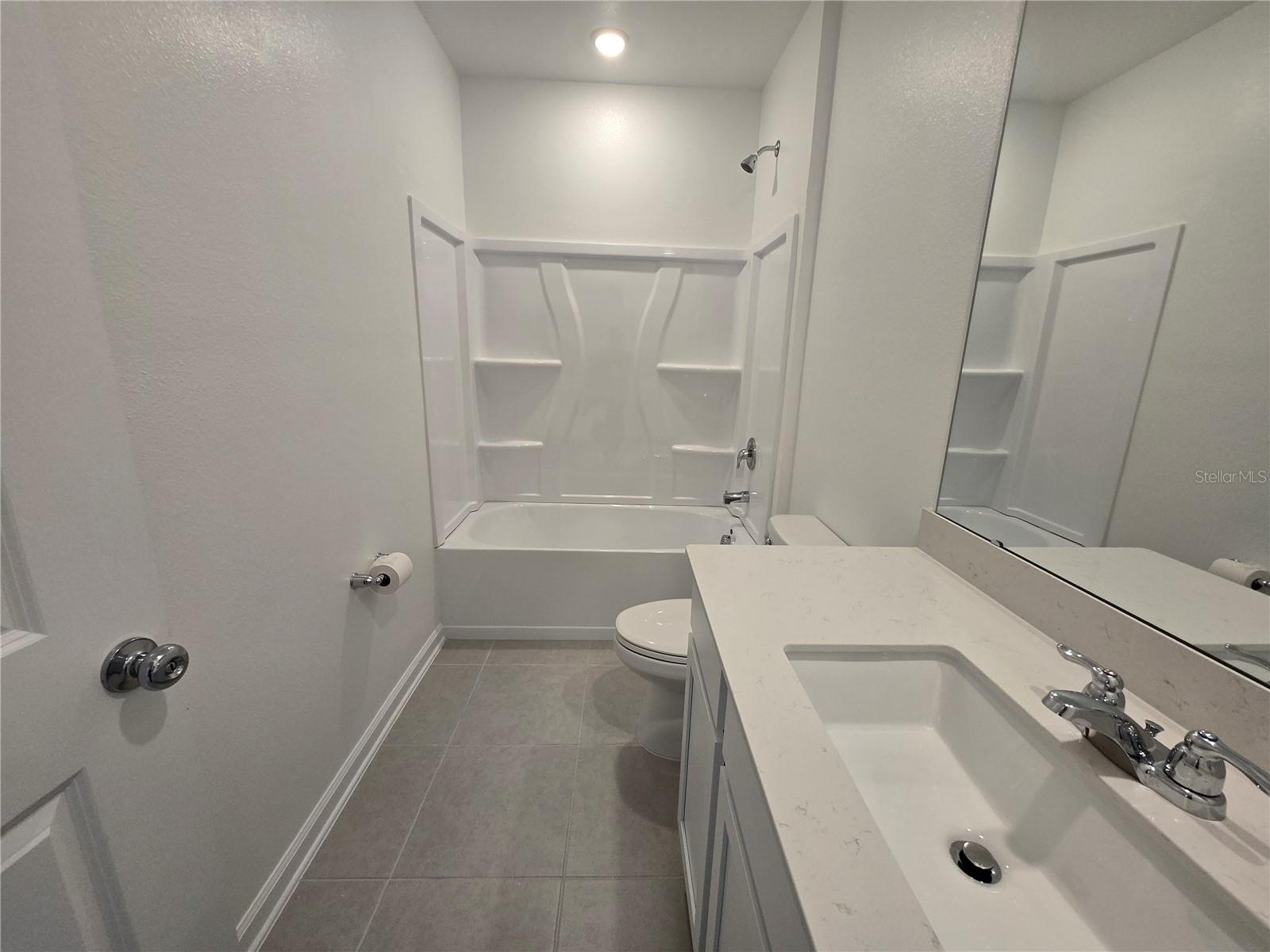KNIGHTSBRIDGE PH 2 - Residential Lease